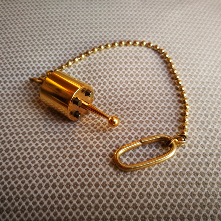 Pendule de radiesthésie électromagnétique "Péma"